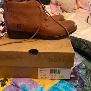 Born short tie up leather booties